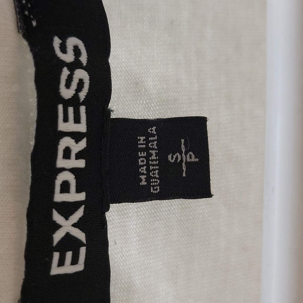 Express Tank Top - Picture 2 of 2